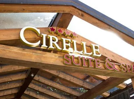 מלון דירות Cirelle & 4*