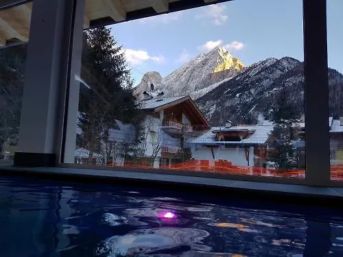 Cirelle & Aparthotel Canazei